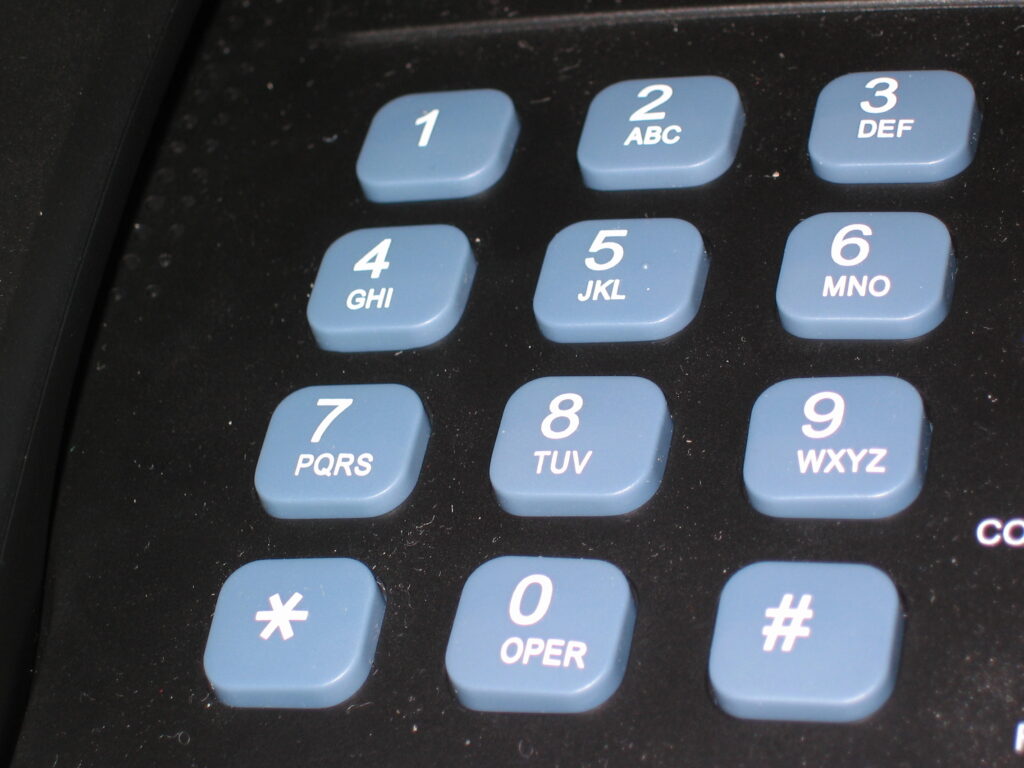 ¿Qué es el número de teléfono 11827?