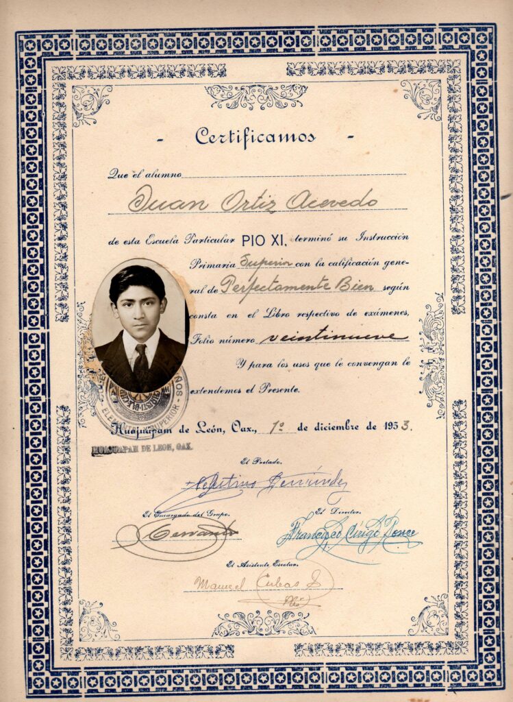 ¿Qué es mejor un título o un certificado?